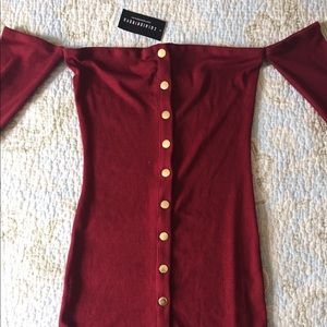 ✨FASHION NOVA off shoulder burgundy dress✨